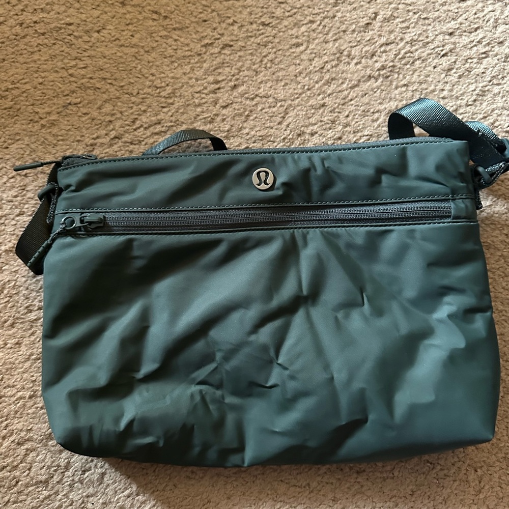 lululemon athletica Green Crossbody Bag